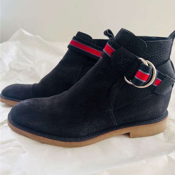 Louis Vuitton Leather Ankle Boots for men size 6 GUC main image 12